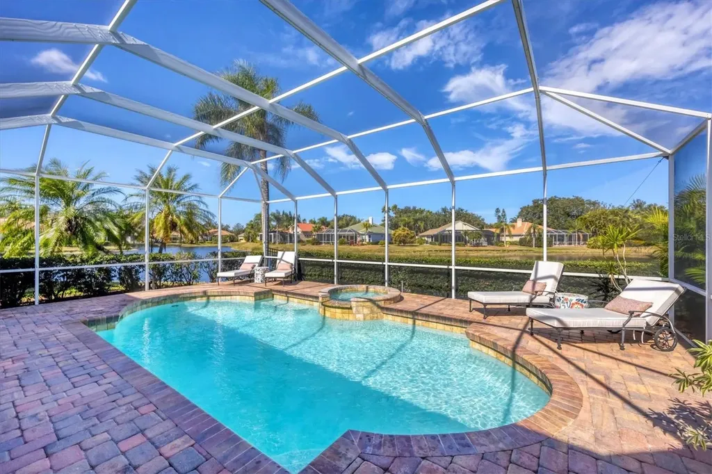 7331 Saint Georges Way University Park FL 34201