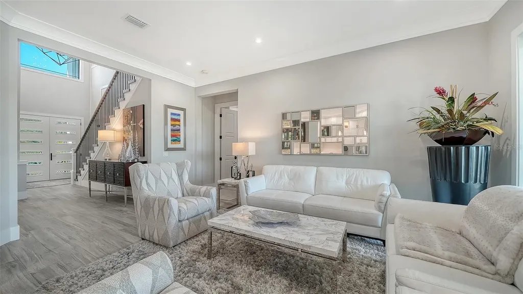 5326 Siesta Cove Drive Sarasota FL 34242