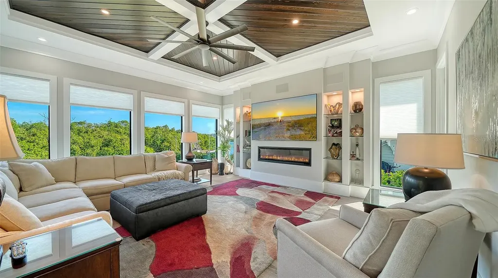 5326 Siesta Cove Drive Sarasota FL 34242