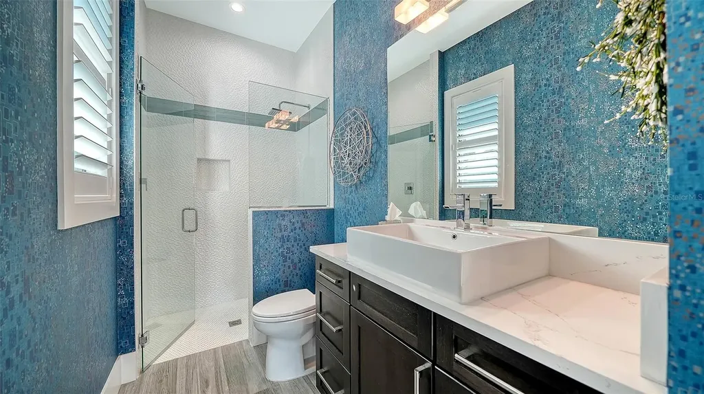 5326 Siesta Cove Drive Sarasota FL 34242