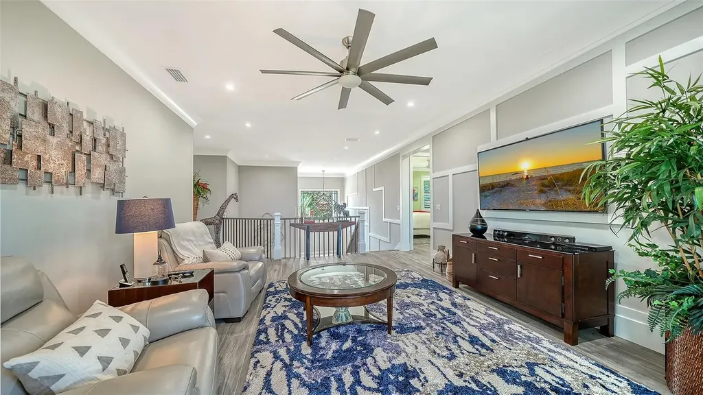 5326 Siesta Cove Drive Sarasota FL 34242