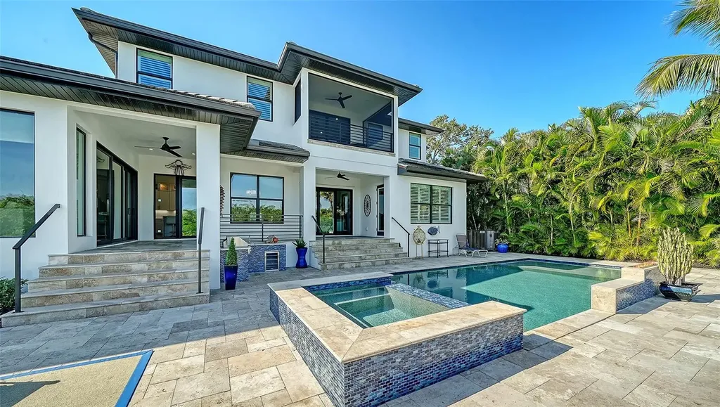 5326 Siesta Cove Drive Sarasota FL 34242