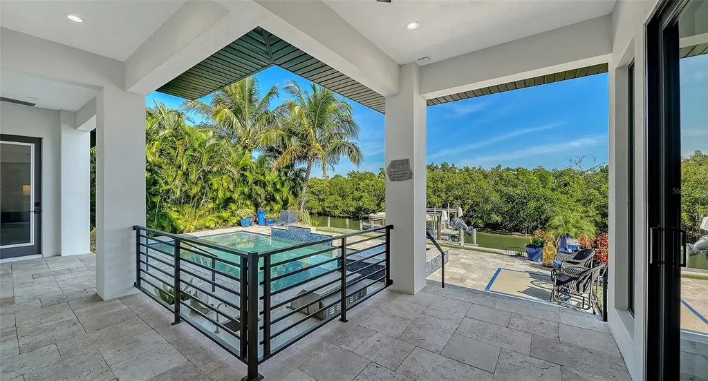 5326 Siesta Cove Drive Sarasota FL 34242