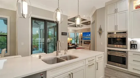 5326 Siesta Cove Drive Sarasota FL 34242