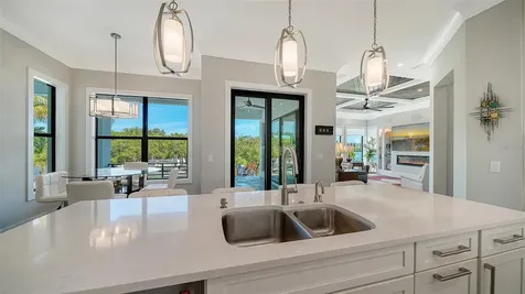 5326 Siesta Cove Drive Sarasota FL 34242