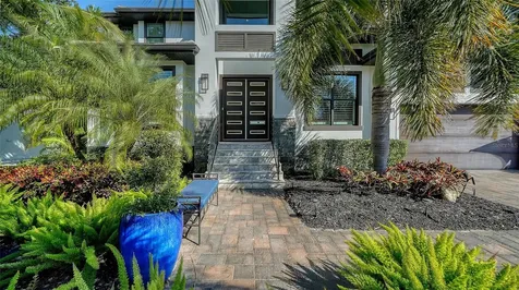5326 Siesta Cove Drive Sarasota FL 34242