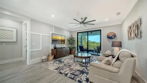 5326 Siesta Cove Drive Sarasota FL 34242