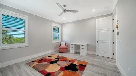 5326 Siesta Cove Drive Sarasota FL 34242