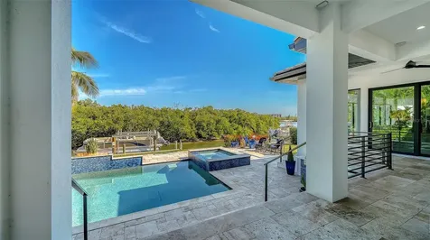 5326 Siesta Cove Drive Sarasota FL 34242
