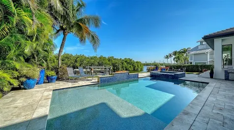 5326 Siesta Cove Drive Sarasota FL 34242
