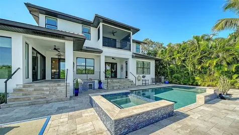 5326 Siesta Cove Drive Sarasota FL 34242