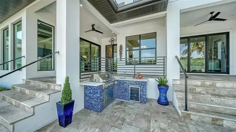 5326 Siesta Cove Drive Sarasota FL 34242