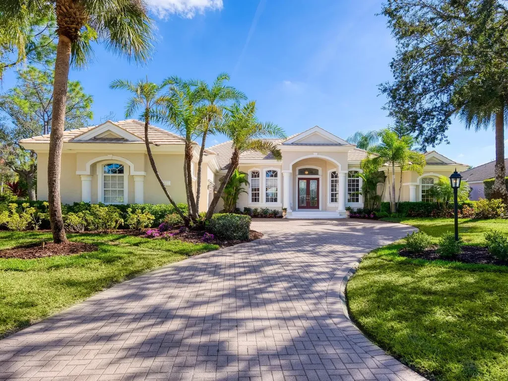 7311 Westminster Court University Park FL 34201