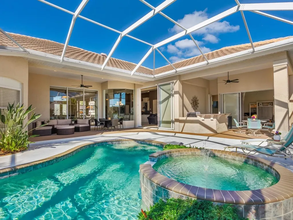 7311 Westminster Court University Park FL 34201