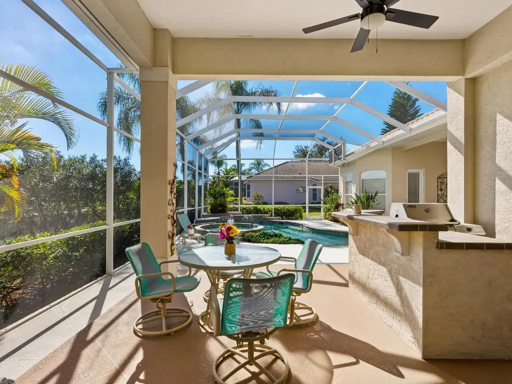 7311 Westminster Court University Park FL 34201