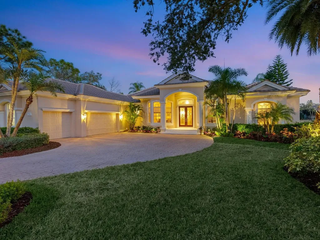 7311 Westminster Court University Park FL 34201