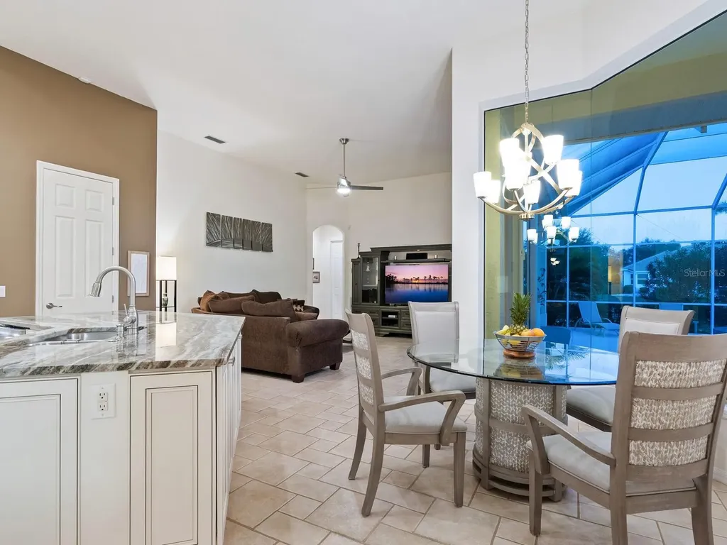7311 Westminster Court University Park FL 34201