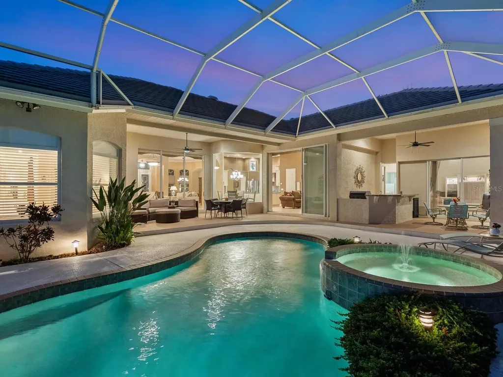 7311 Westminster Court University Park FL 34201