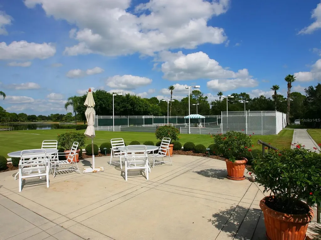 7311 Westminster Court University Park FL 34201