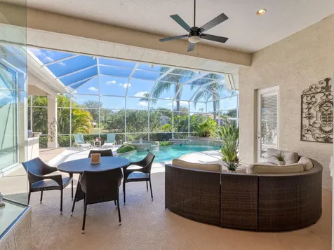 7311 Westminster Court University Park FL 34201