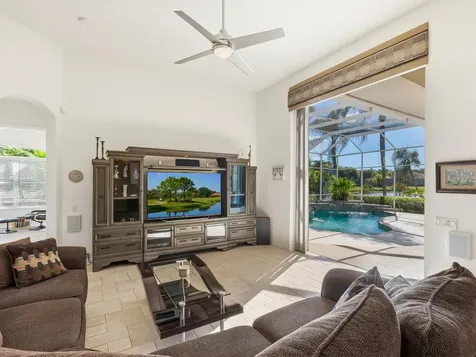 7311 Westminster Court University Park FL 34201
