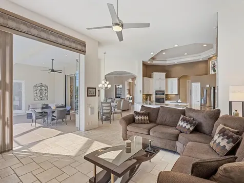 7311 Westminster Court University Park FL 34201