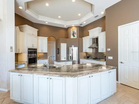 7311 Westminster Court University Park FL 34201
