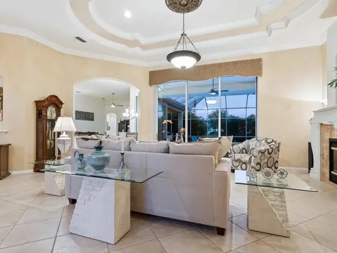 7311 Westminster Court University Park FL 34201