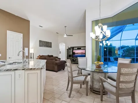 7311 Westminster Court University Park FL 34201