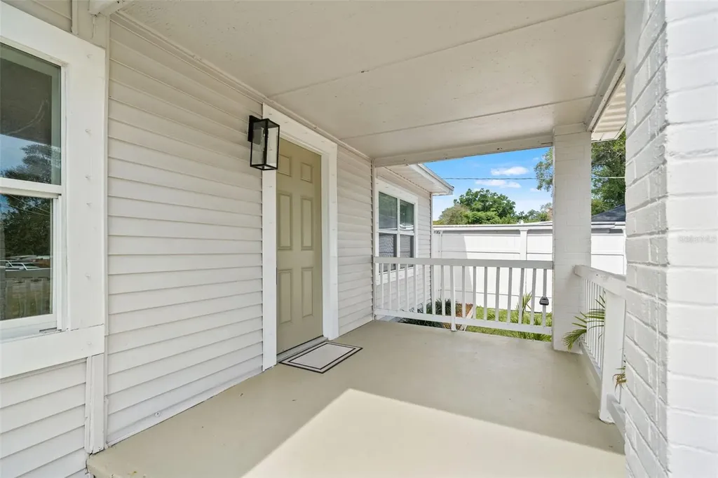2302 W Idlewild Avenue Tampa FL 33603