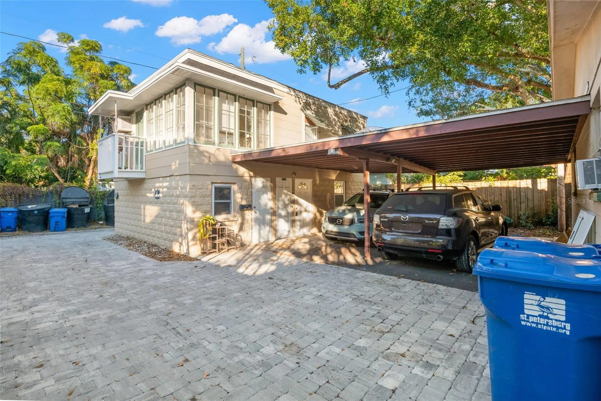 209 12th Avenue N St Petersburg FL 33704