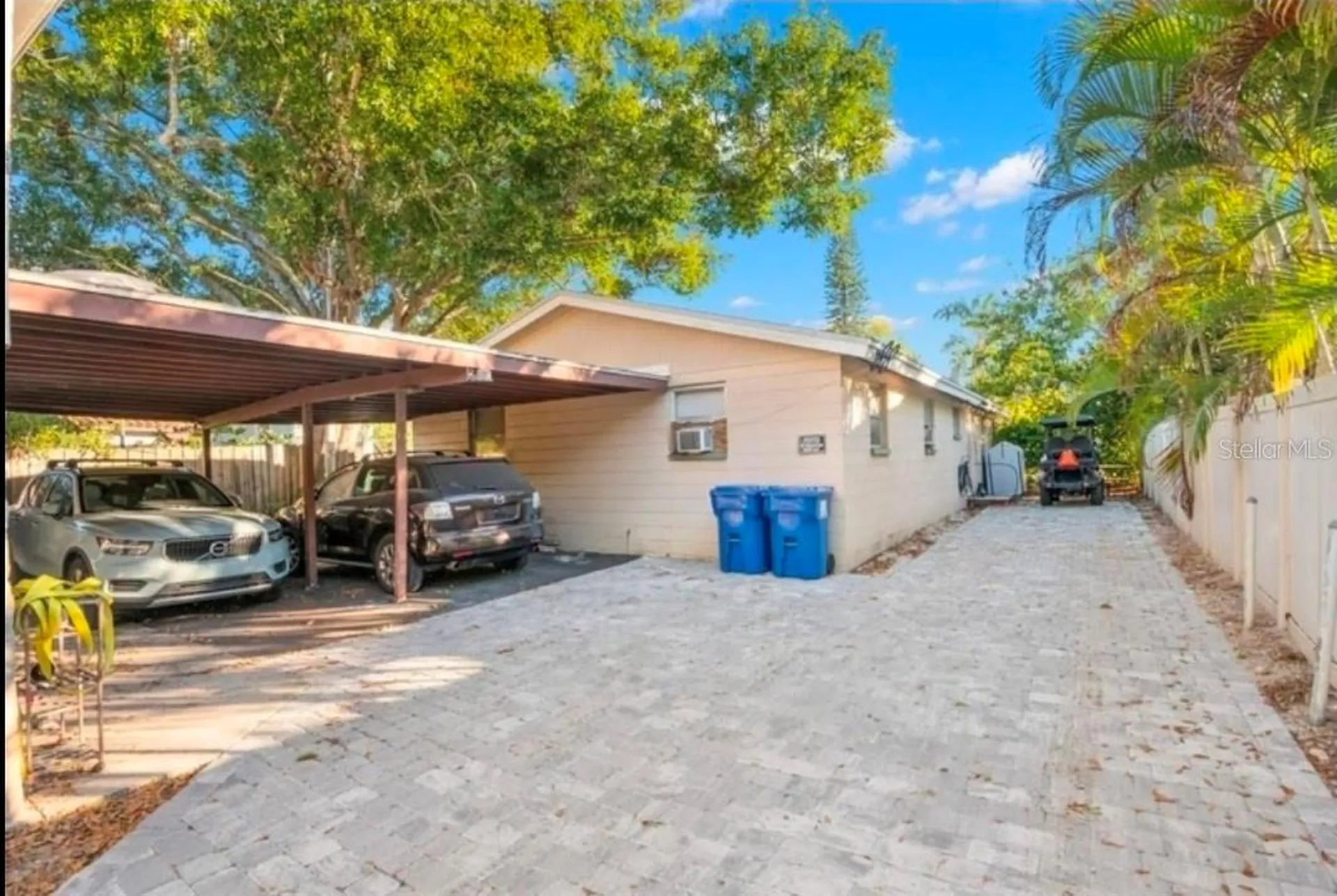 209 12th Avenue N St Petersburg FL 33704