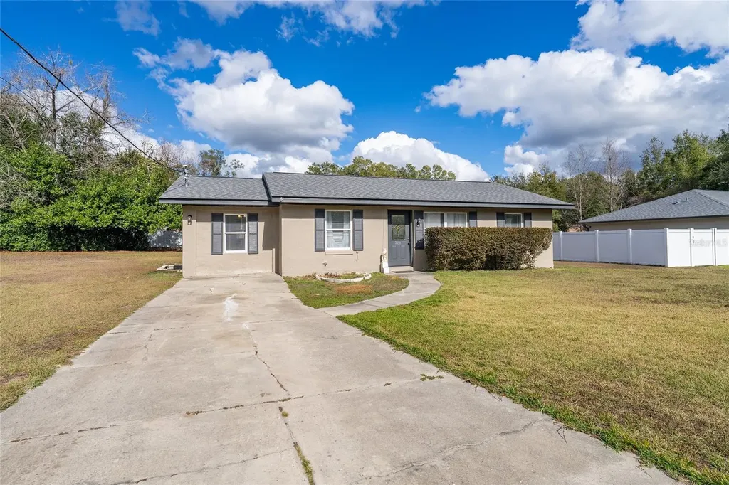3251 SE 143rd Place Summerfield FL 34491
