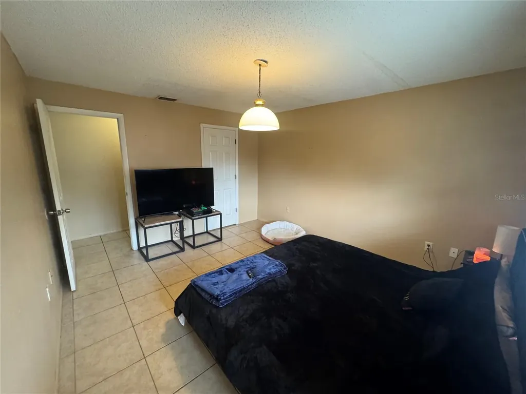 1218 Bermuda Lakes Lane Kissimmee FL 34741