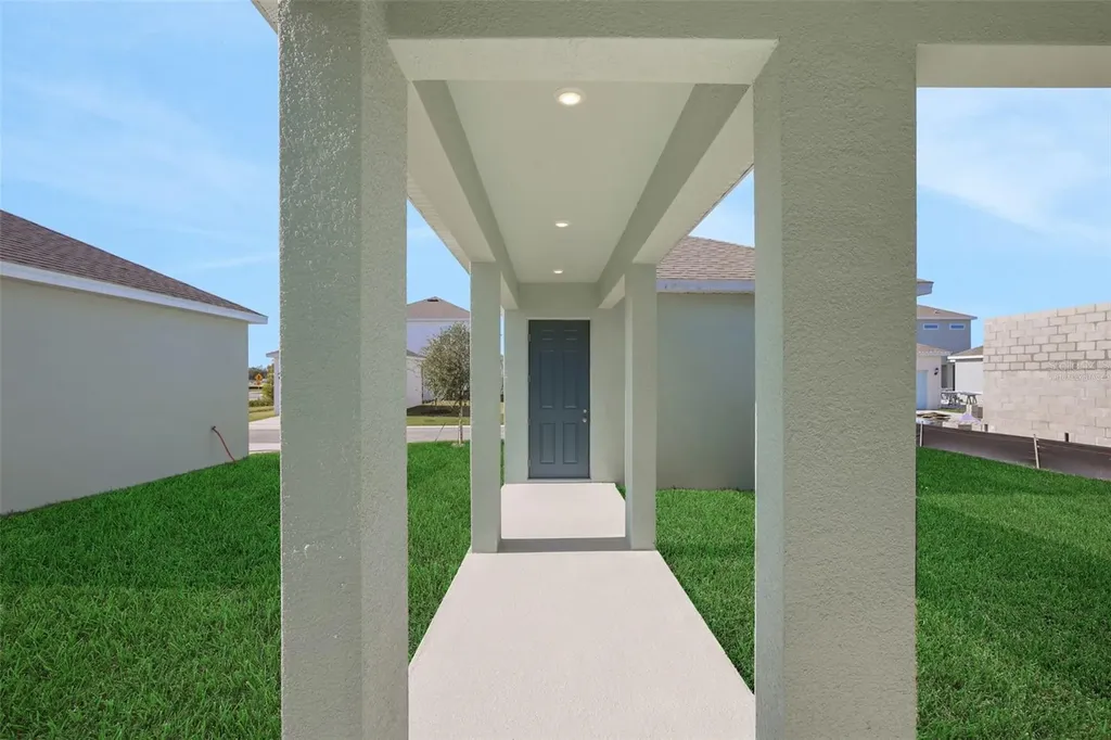 5104 Firebush Drive Apopka FL 32712