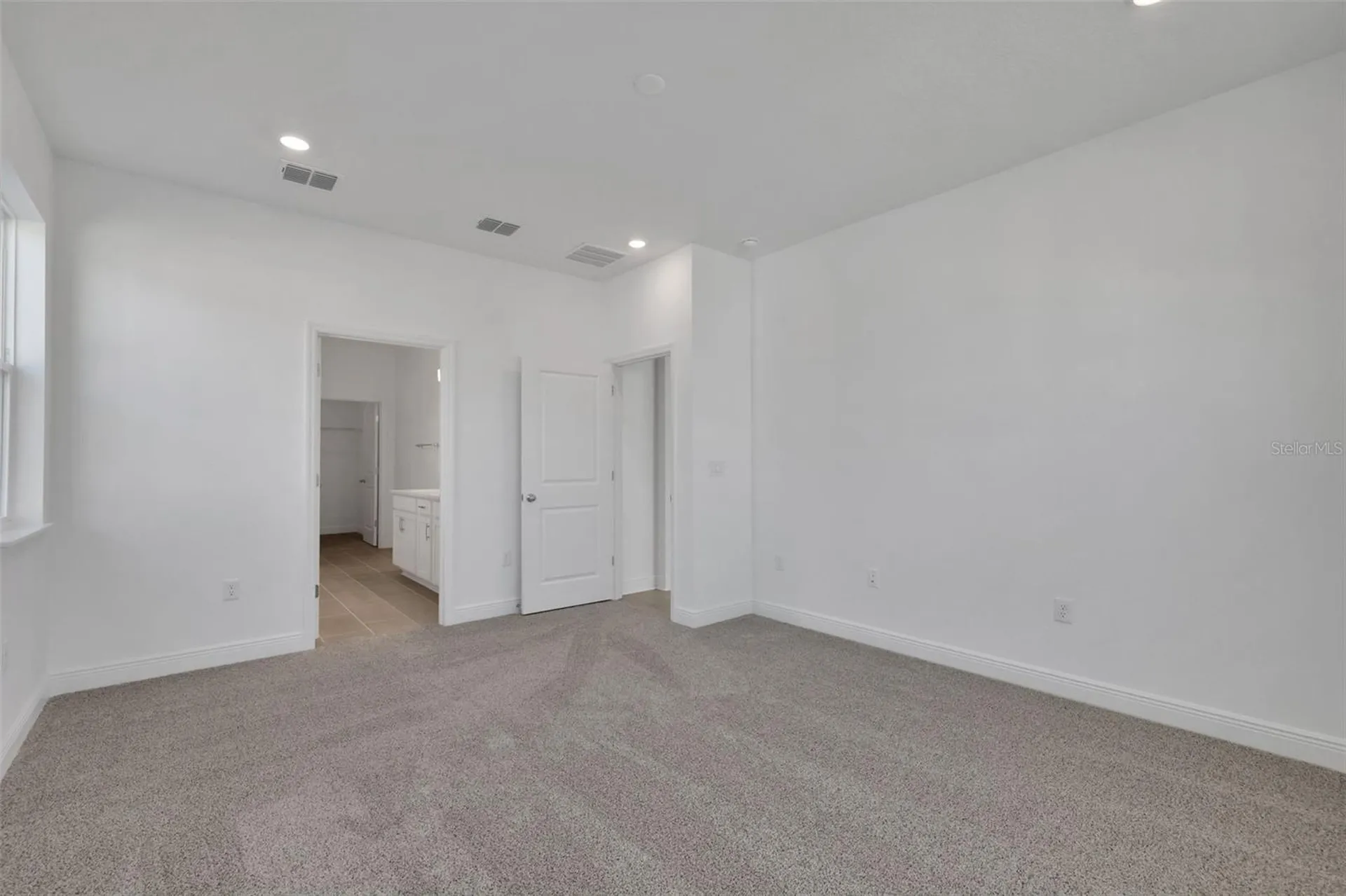 5104 Firebush Drive Apopka FL 32712
