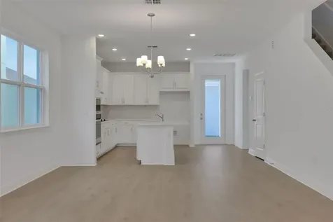 5104 Firebush Drive Apopka FL 32712