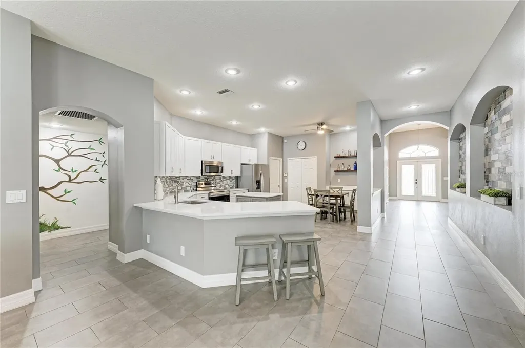 4966 Bookelia Circle Bradenton FL 34203