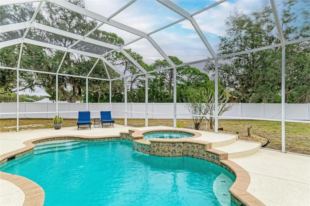 4966 Bookelia Circle Bradenton FL 34203
