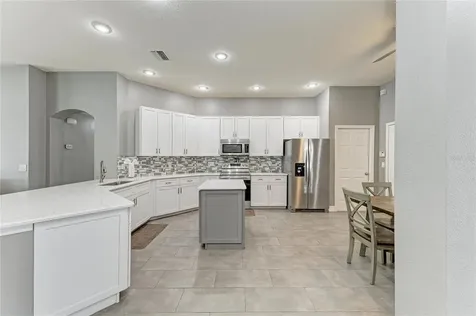 4966 Bookelia Circle Bradenton FL 34203