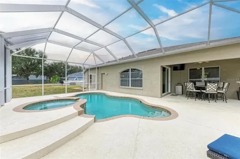 4966 Bookelia Circle Bradenton FL 34203