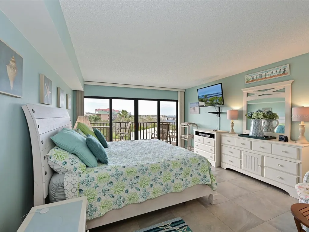 204 3rd Street W Bradenton FL 34205