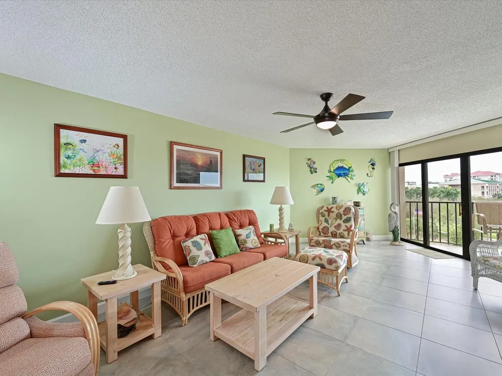 204 3rd Street W Bradenton FL 34205
