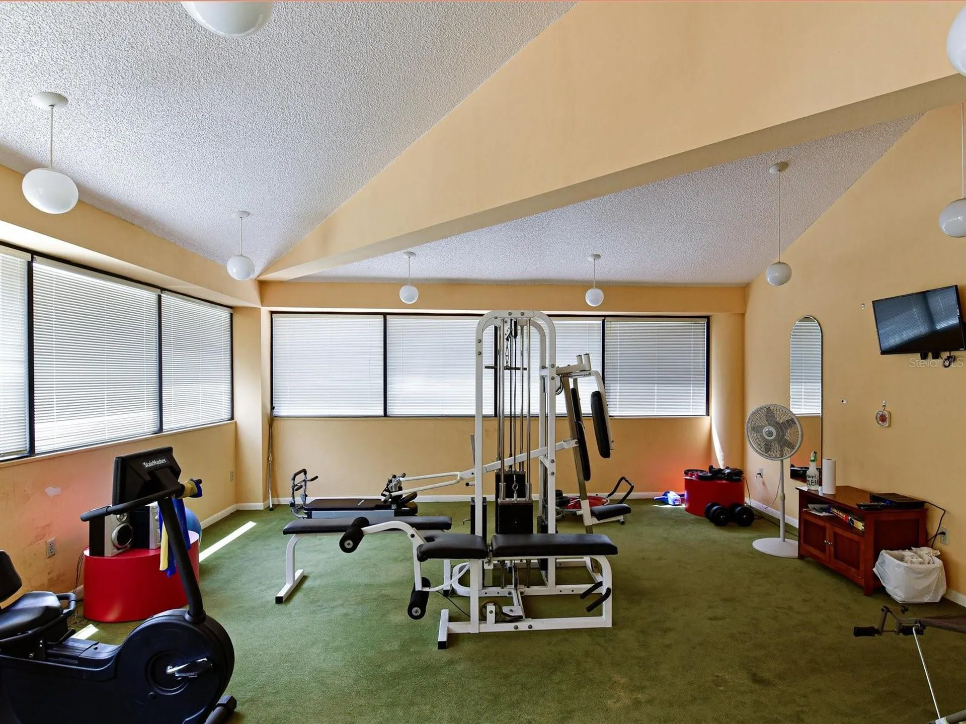 204 3rd Street W Bradenton FL 34205