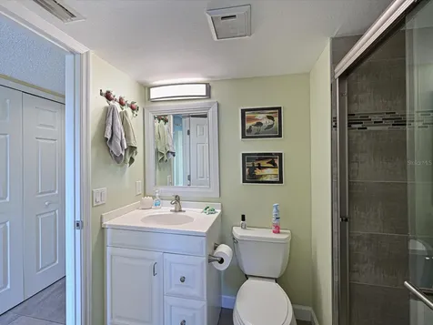 204 3rd Street W Bradenton FL 34205