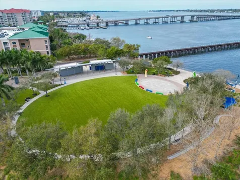 204 3rd Street W Bradenton FL 34205