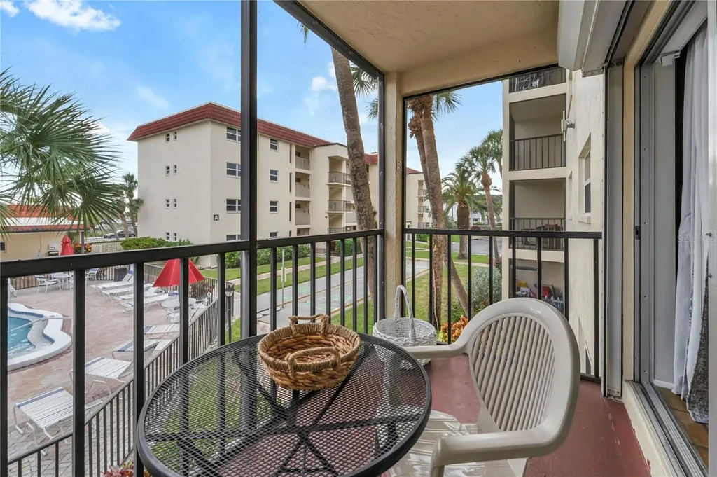 915 Beach Road Sarasota FL 34242