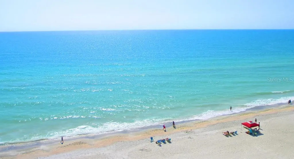 915 Beach Road Sarasota FL 34242