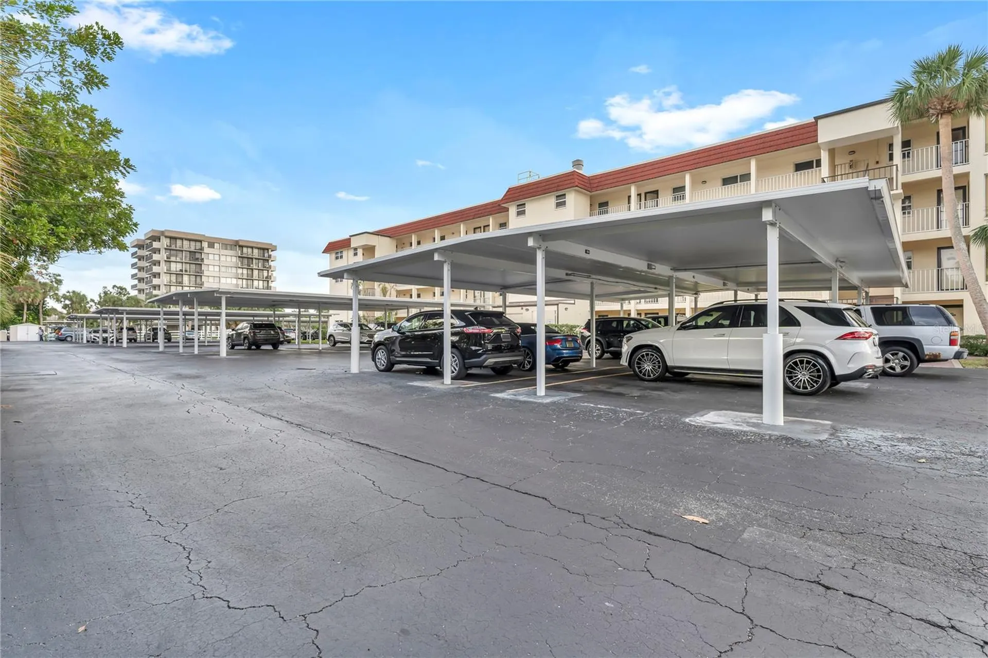 915 Beach Road Sarasota FL 34242