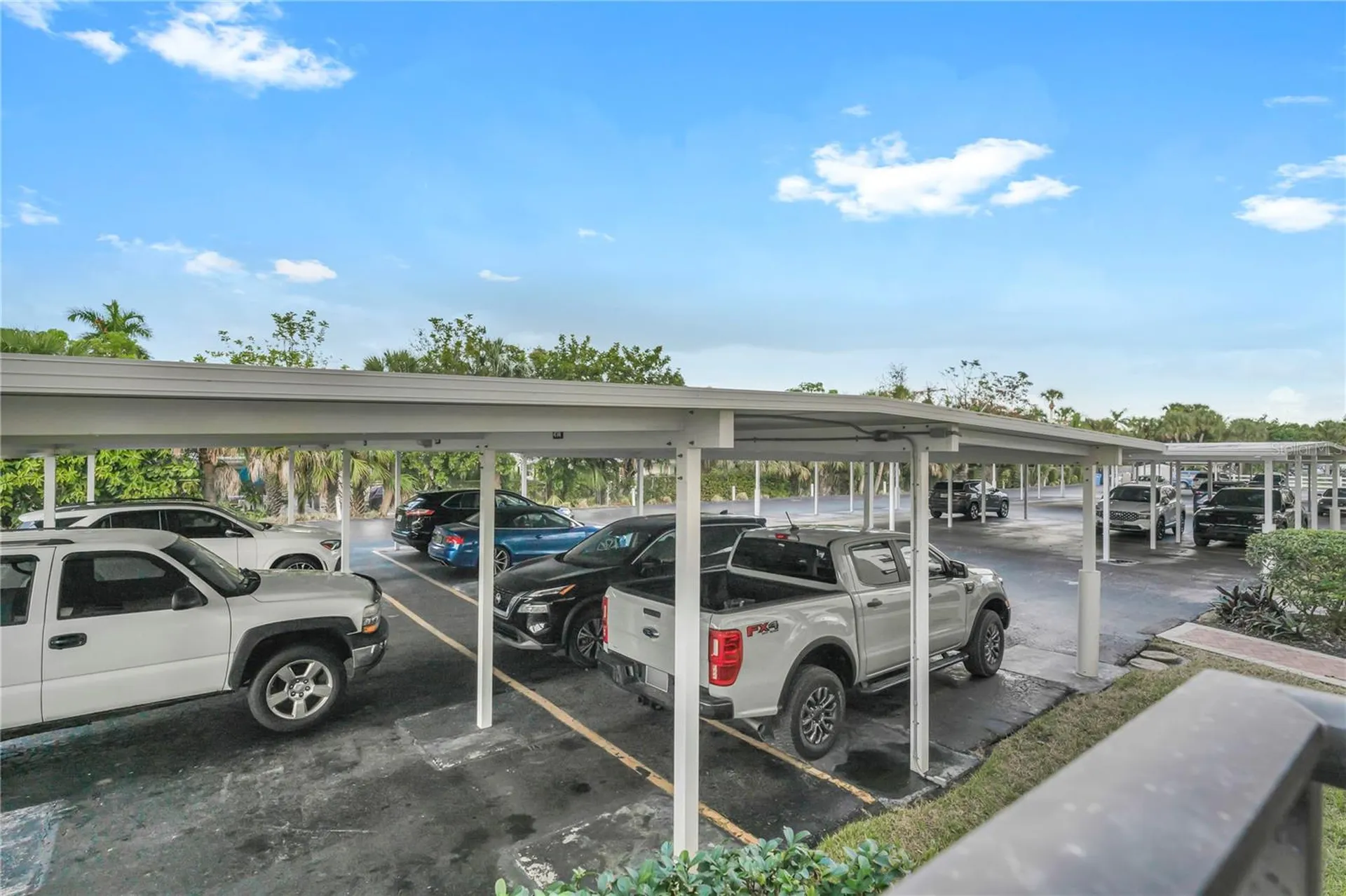 915 Beach Road Sarasota FL 34242